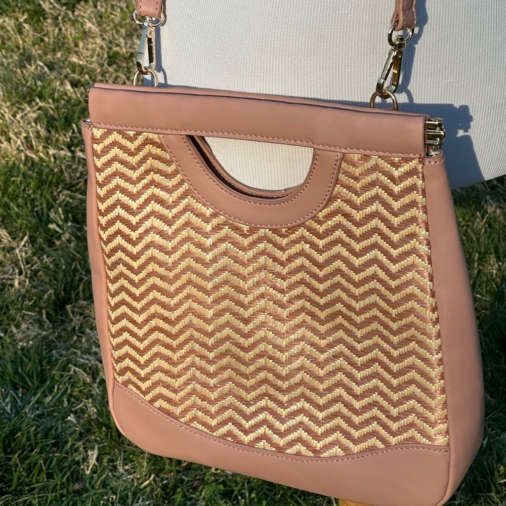 Moda Luxe Tan and Pink Crossbody Bag with Chevron Pattern